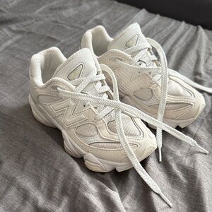 New Balance 9060 kids Cream Sneakers
